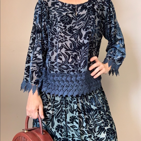 NAVAJO VELVET top - Picture 1 of 9